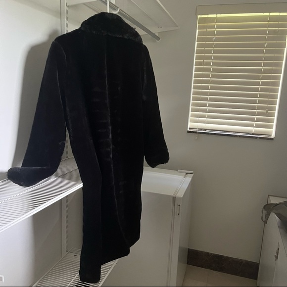 Blank NYC Black faux fur trench coat - Picture 6 of 6